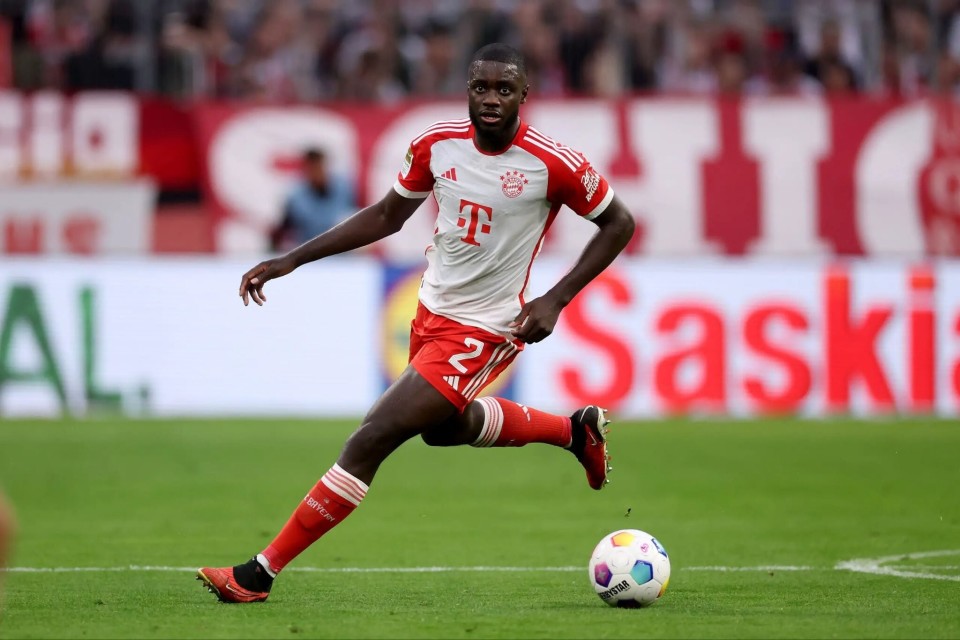 法国队前途光明！，西亚卡姆新星重返赛场表现突出赛场气氛高涨的简单介绍-爱游戏网页版