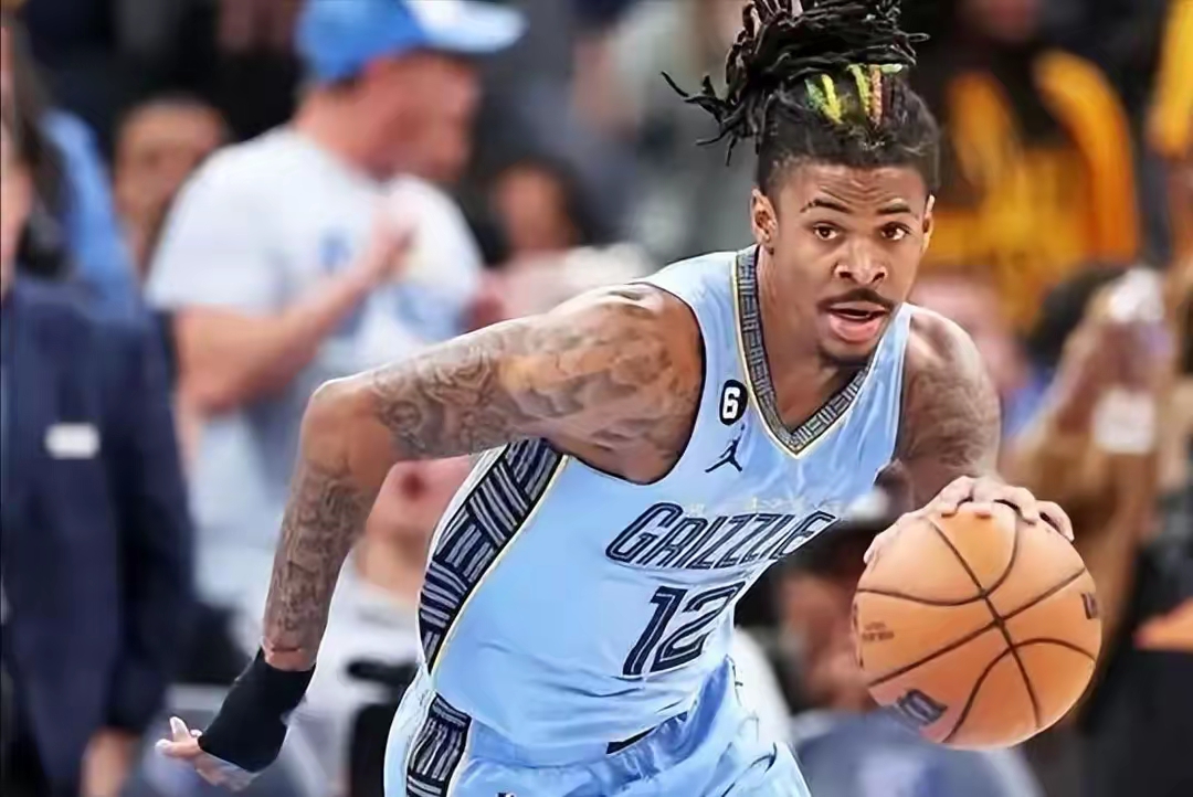 包含集结日孟菲斯灰熊备战CBA季后赛，状态回暖细节曝光，质疑声仍在，身体对抗强度拉满的词条